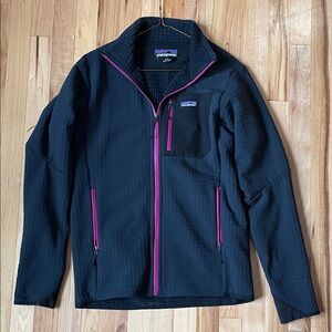 Patagonia Men’s Small R2 Techface Black Jacket with Pink Accents